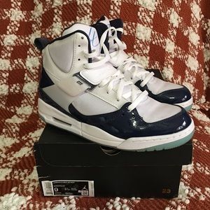 JORDAN FLIGHT 45 HIGH SIZE 9